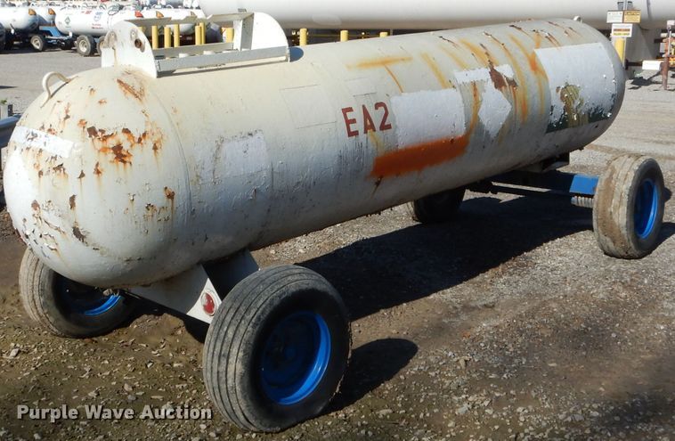 image for item DH6767 Anhydrous ammonia tank