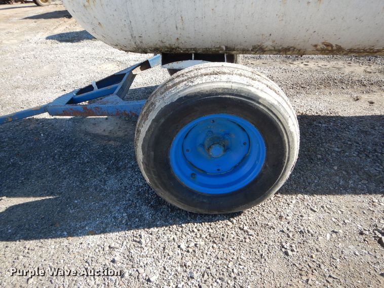 image for item DH6767 Anhydrous ammonia tank