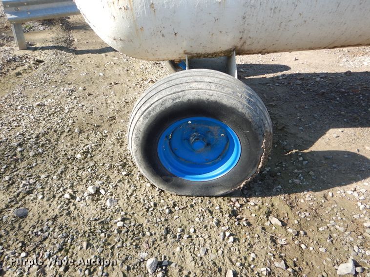 image for item DH6767 Anhydrous ammonia tank
