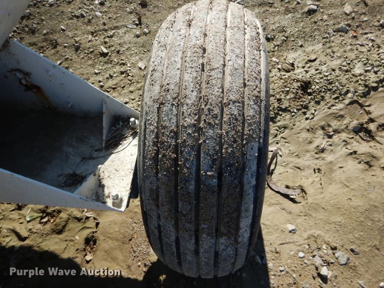 image for item DH6767 Anhydrous ammonia tank