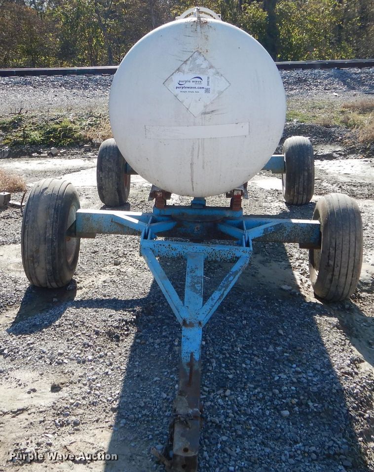 image for item DH6768 Anhydrous ammonia tank