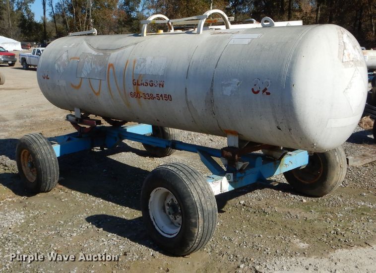 image for item DH6768 Anhydrous ammonia tank