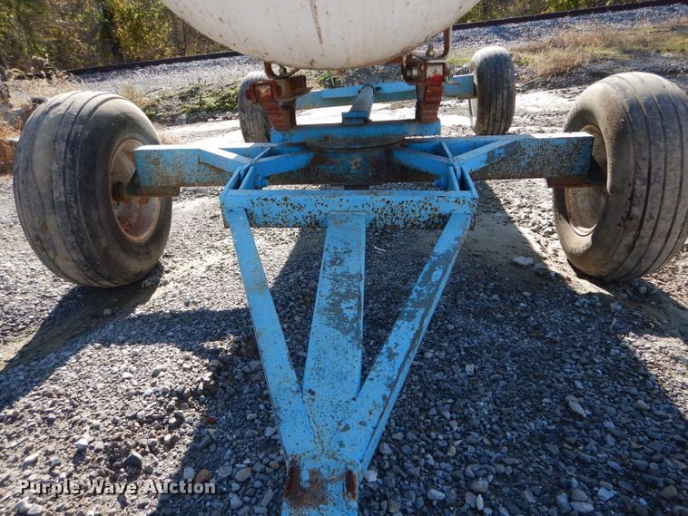 image for item DH6768 Anhydrous ammonia tank