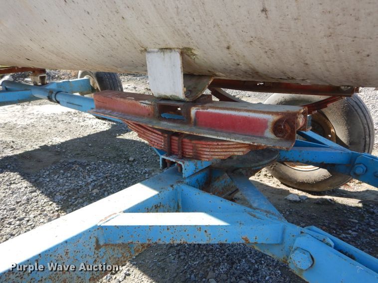 image for item DH6768 Anhydrous ammonia tank