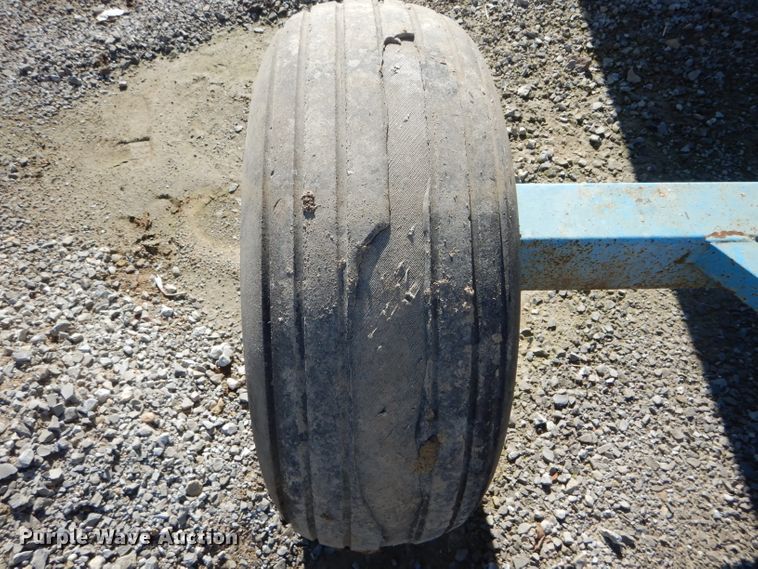 image for item DH6768 Anhydrous ammonia tank