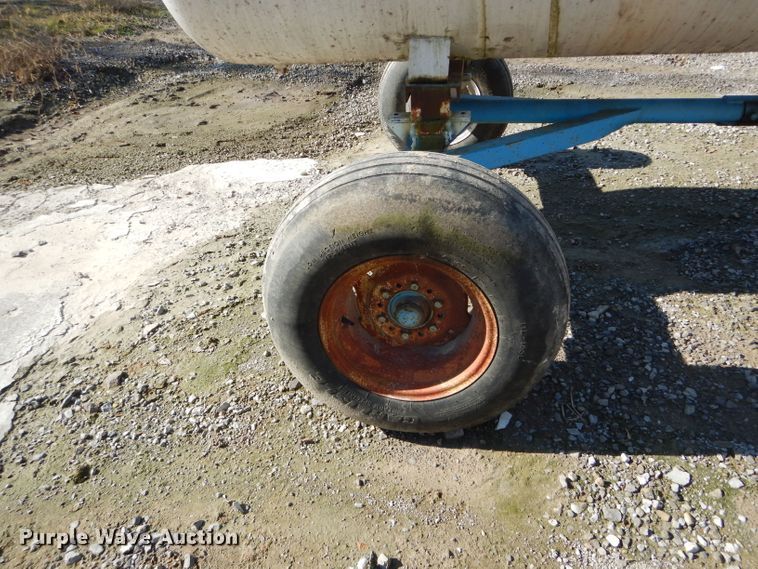 image for item DH6768 Anhydrous ammonia tank
