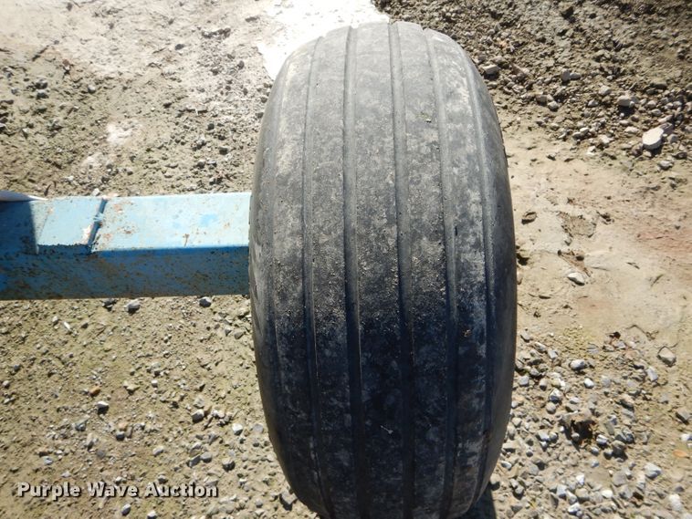 image for item DH6768 Anhydrous ammonia tank