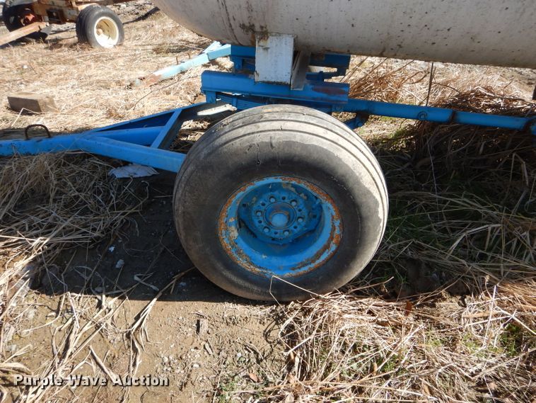 image for item DH6769 Anhydrous ammonia tank