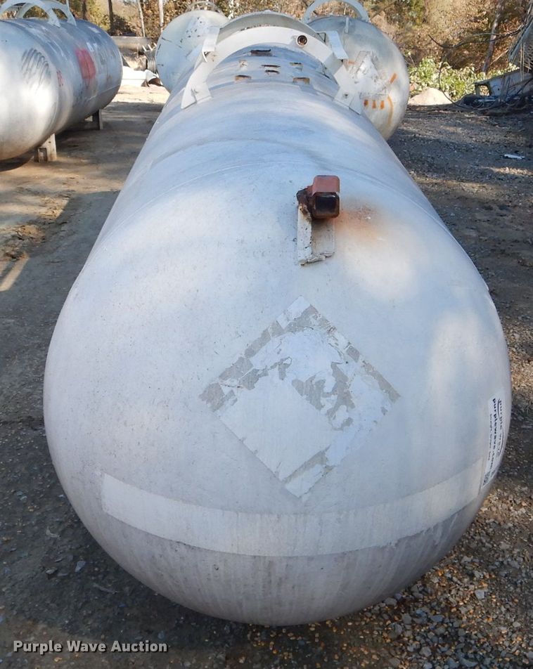 image for item DH6773 Anhydrous ammonia tank