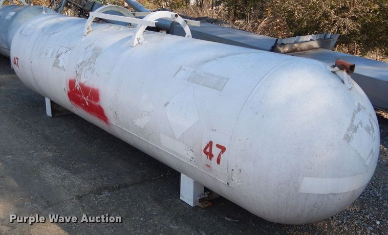 image for item DH6773 Anhydrous ammonia tank