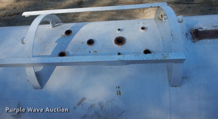 image for item DH6773 Anhydrous ammonia tank