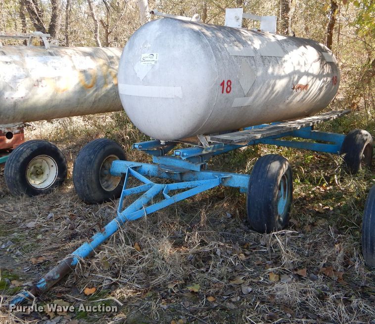 image for item DH6782 Anhydrous ammonia tank