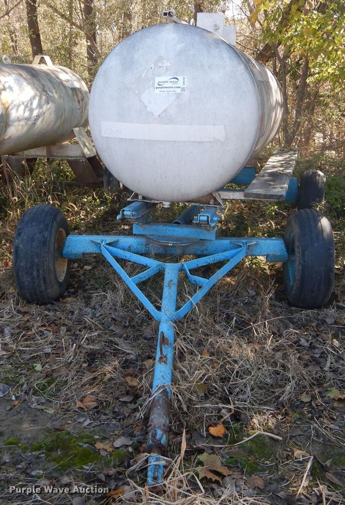 image for item DH6782 Anhydrous ammonia tank