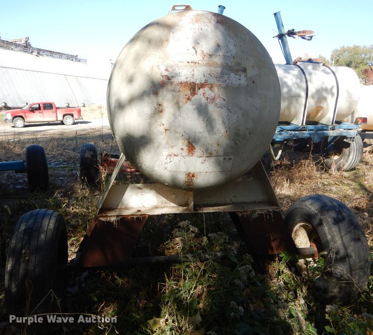 image for item DH6783 Anhydrous ammonia tank