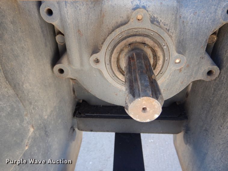 image for item DH6794 Kubota M105X MFWD tractor