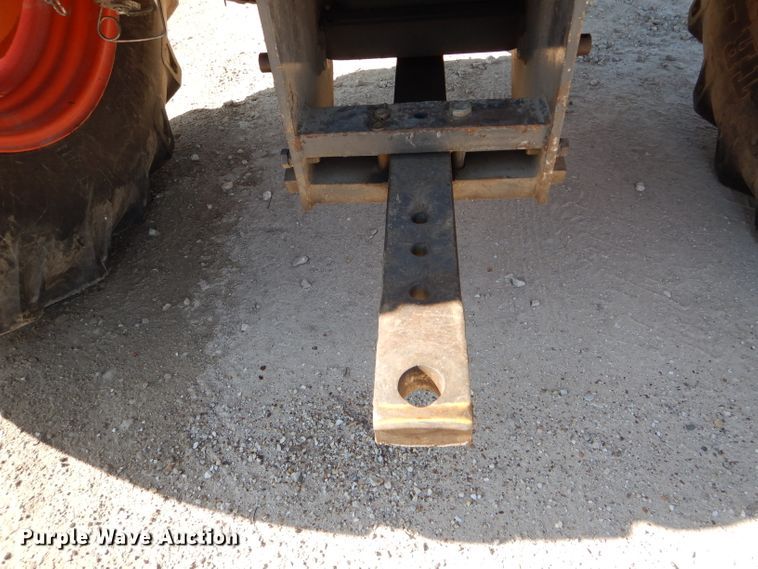 image for item DH6794 Kubota M105X MFWD tractor