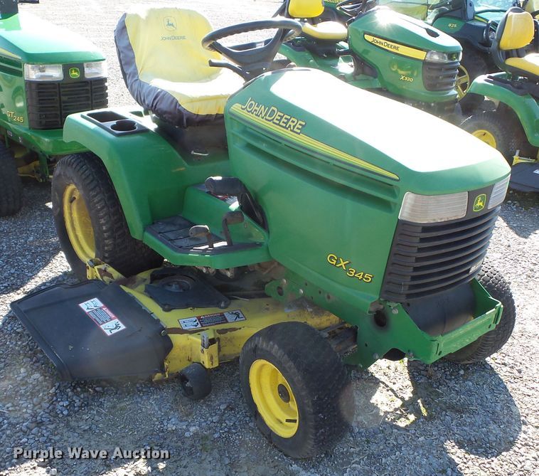 image for item DH7788 2003 John Deere GX345 lawn mower