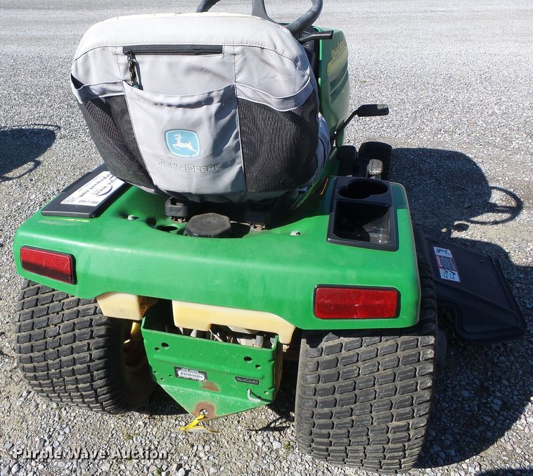 image for item DH7788 2003 John Deere GX345 lawn mower