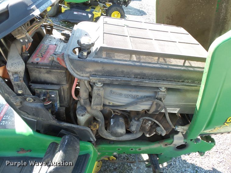 image for item DH7788 2003 John Deere GX345 lawn mower