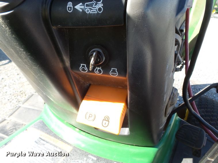 image for item DH7788 2003 John Deere GX345 lawn mower