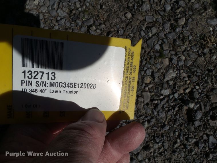 image for item DH7788 2003 John Deere GX345 lawn mower