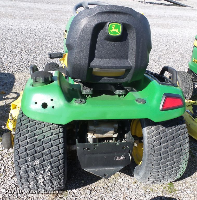 image for item DH7790 2007 John Deere X500 lawn mower