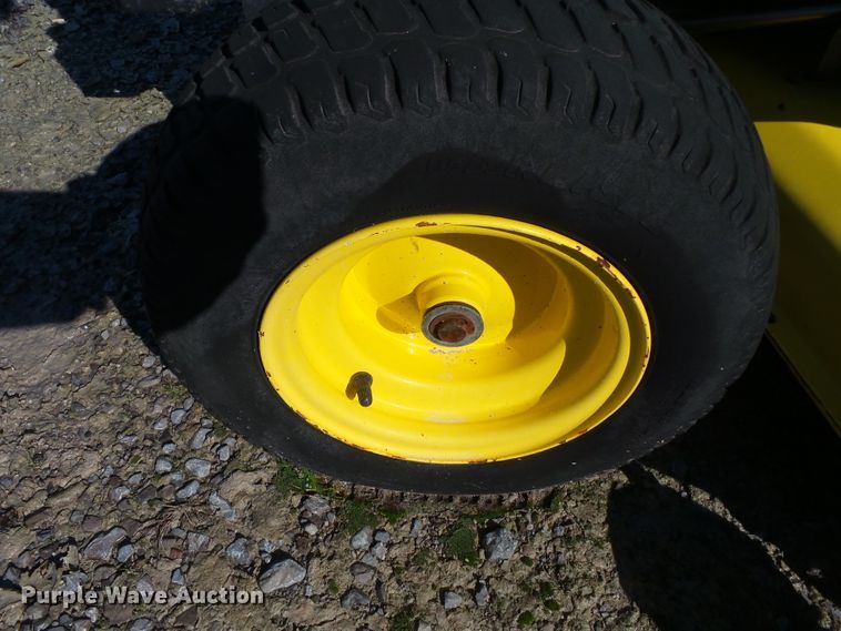 image for item DH7790 2007 John Deere X500 lawn mower