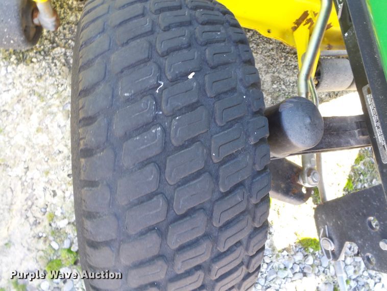 image for item DH7790 2007 John Deere X500 lawn mower