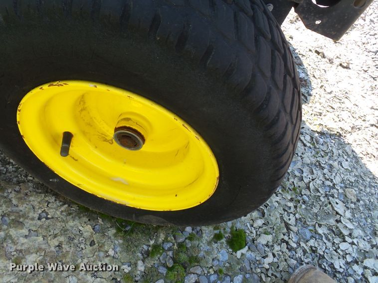 image for item DH7790 2007 John Deere X500 lawn mower