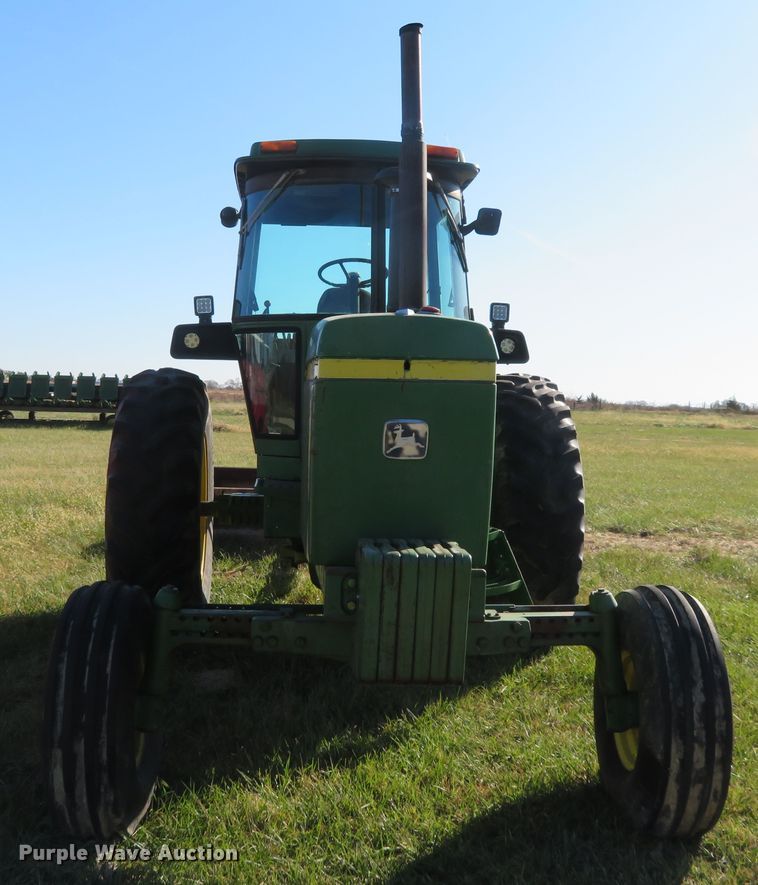 image for item EQ9383 1977 John Deere 4630 tractor