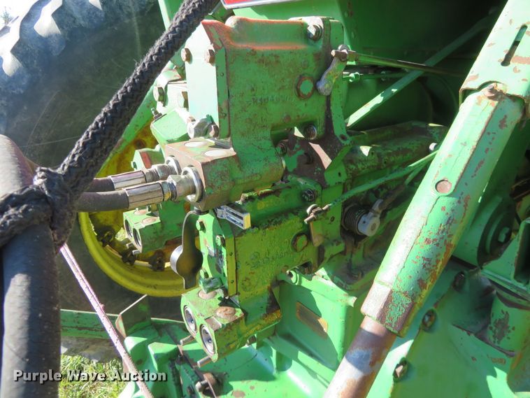 image for item EQ9383 1977 John Deere 4630 tractor