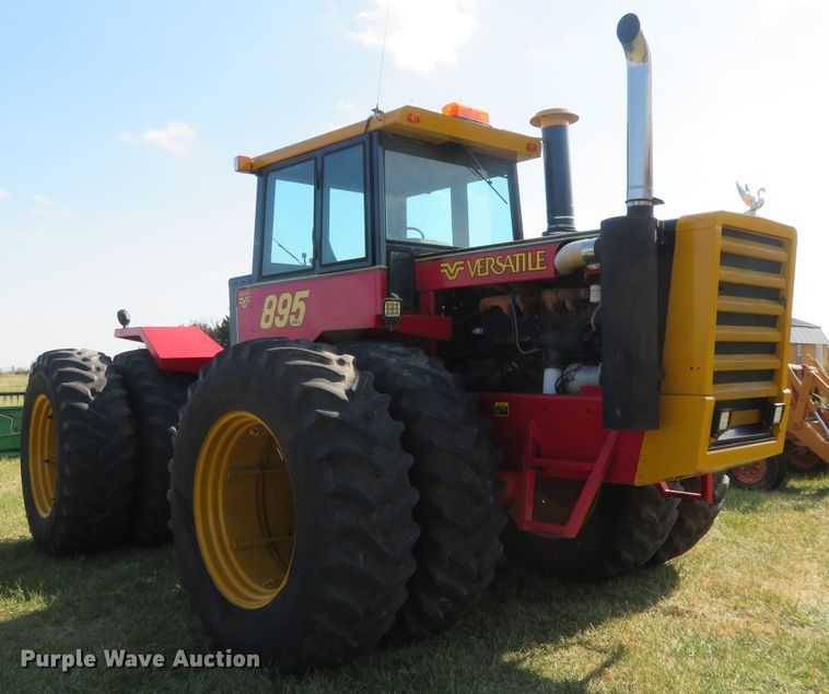 image for item EQ9384 1980 Versatile 895 4WD tractor