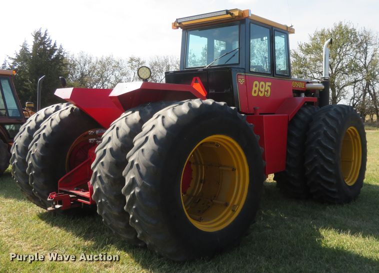 image for item EQ9384 1980 Versatile 895 4WD tractor