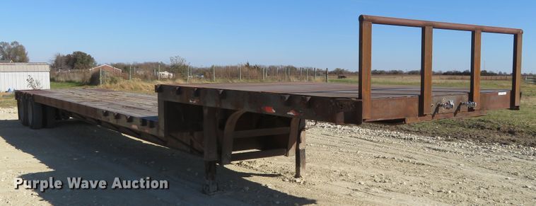 image for item EQ9385 1984 Great Dane drop deck trailer