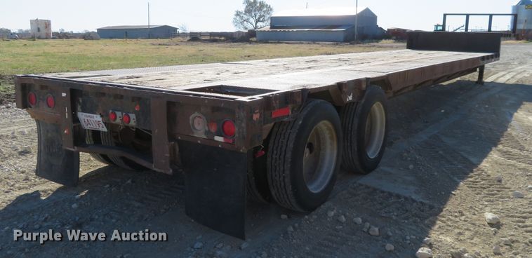 image for item EQ9385 1984 Great Dane drop deck trailer