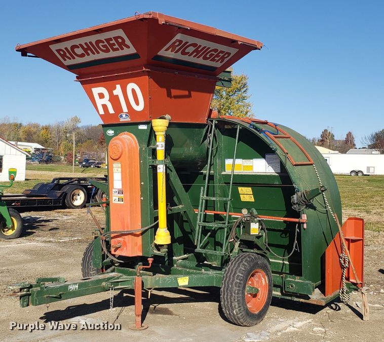 image for item ET9963 Richiger R10 grain bagger
