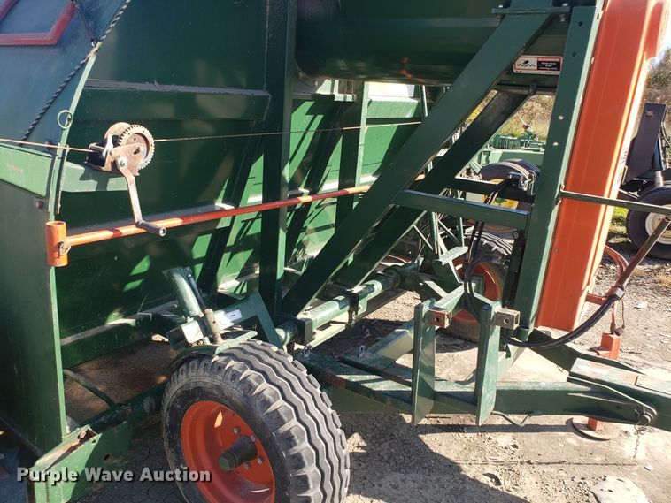 image for item ET9963 Richiger R10 grain bagger