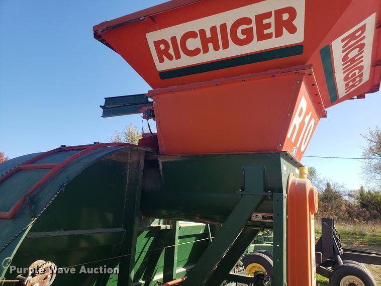 image for item ET9963 Richiger R10 grain bagger
