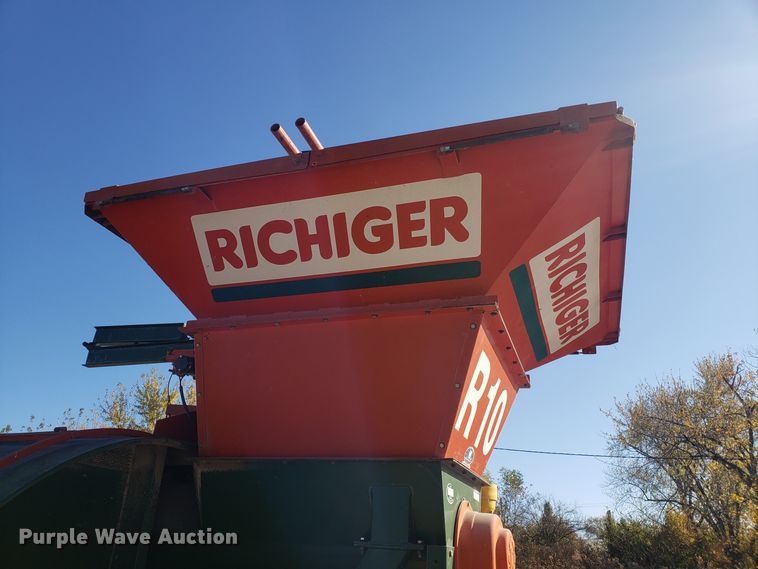 image for item ET9963 Richiger R10 grain bagger
