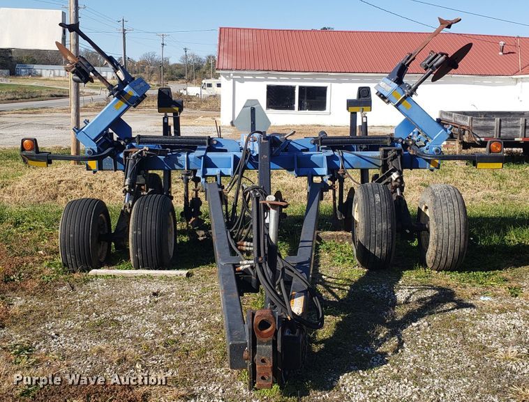 image for item ET9964 Case IH DMI 2500 ripper