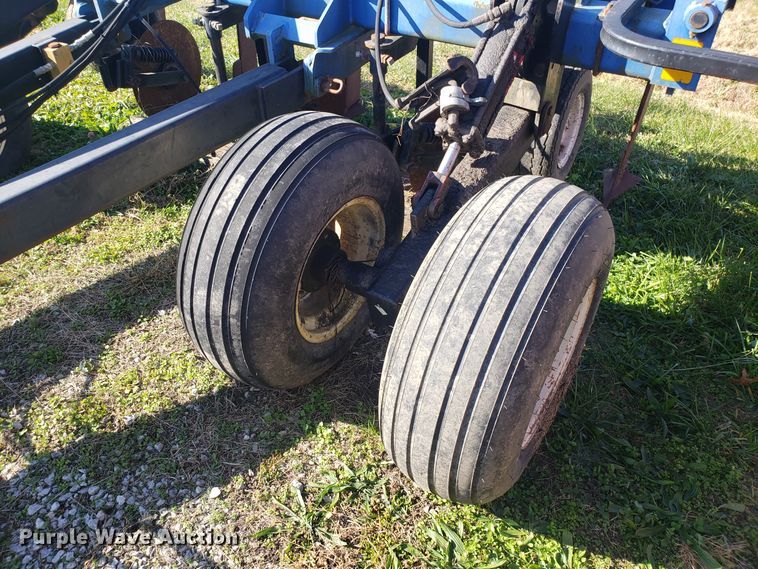 image for item ET9964 Case IH DMI 2500 ripper