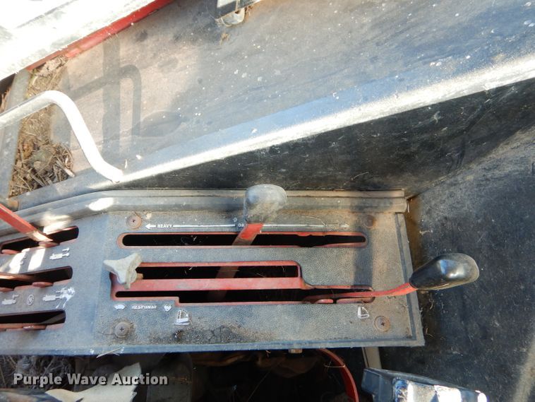 image for item FA9841 International 1586 tractor