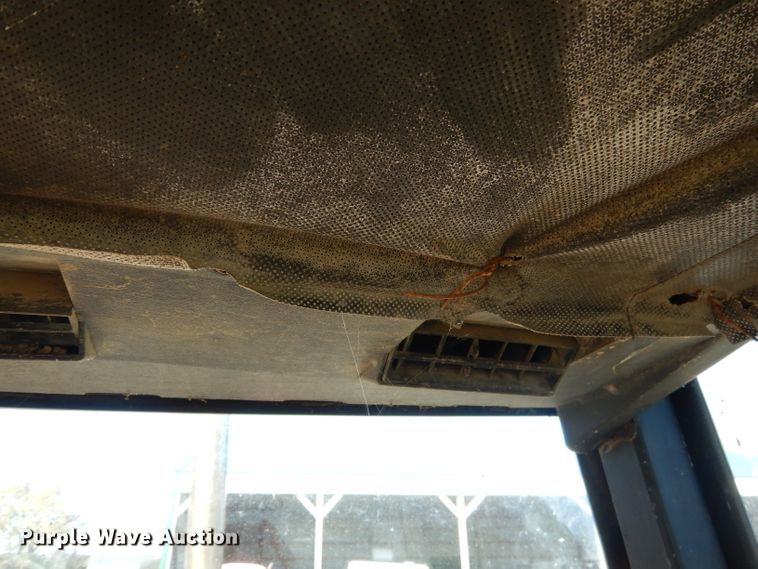 image for item FA9841 International 1586 tractor