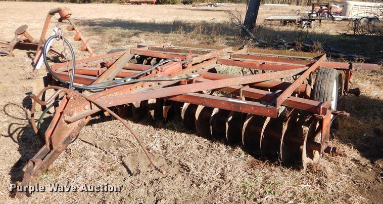 image for item FA9843 International disk