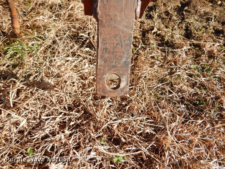 image for item FA9843 International disk