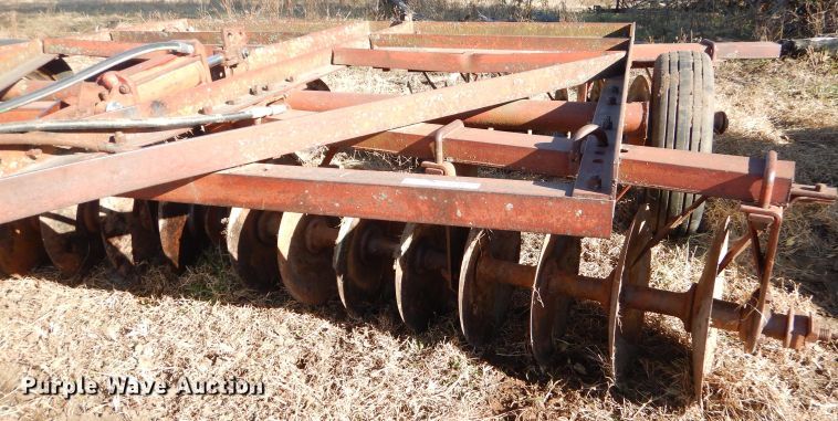 image for item FA9843 International disk