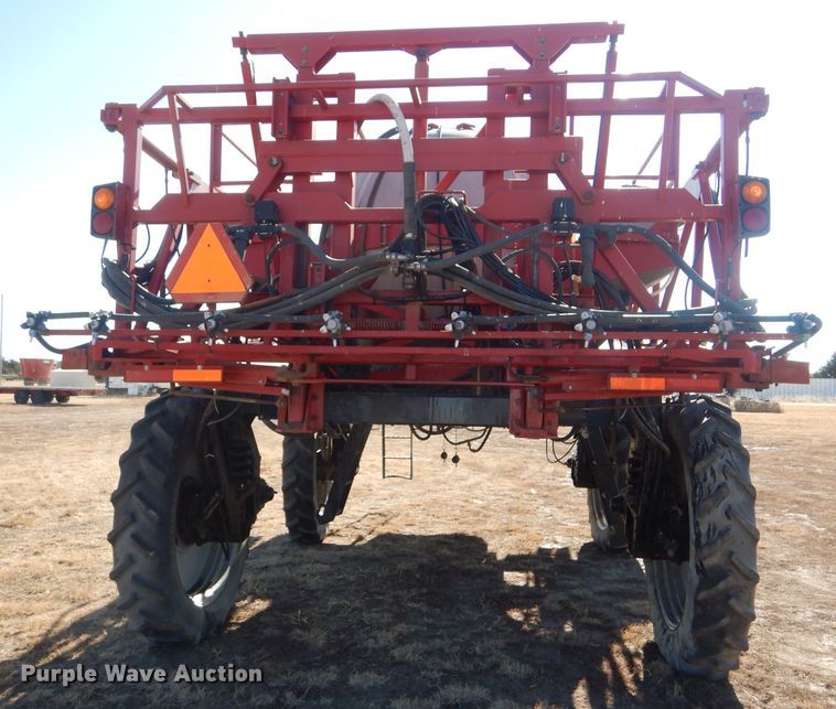 image for item FG9857 2003 Case IH Patriot SPX3185 sprayer