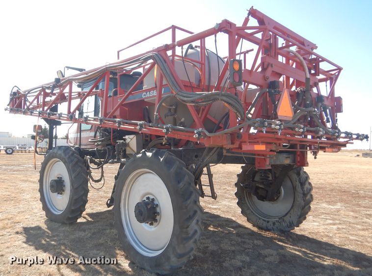 image for item FG9857 2003 Case IH Patriot SPX3185 sprayer