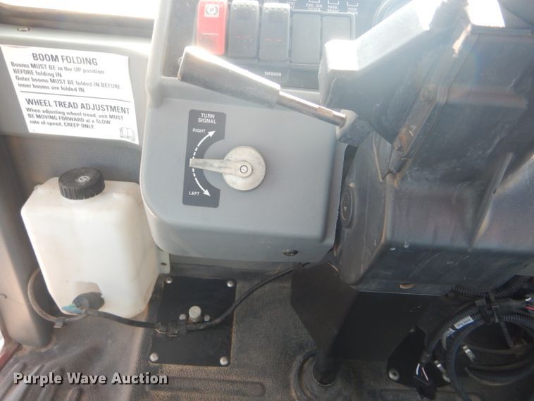 image for item FG9857 2003 Case IH Patriot SPX3185 sprayer