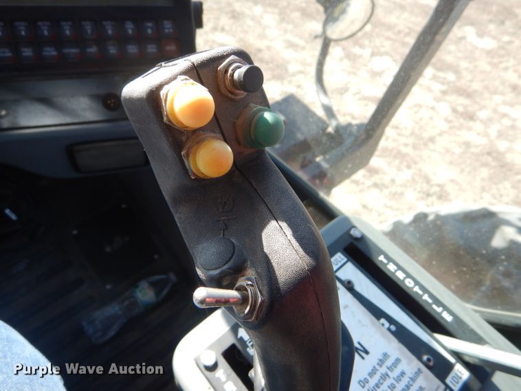 image for item FG9857 2003 Case IH Patriot SPX3185 sprayer